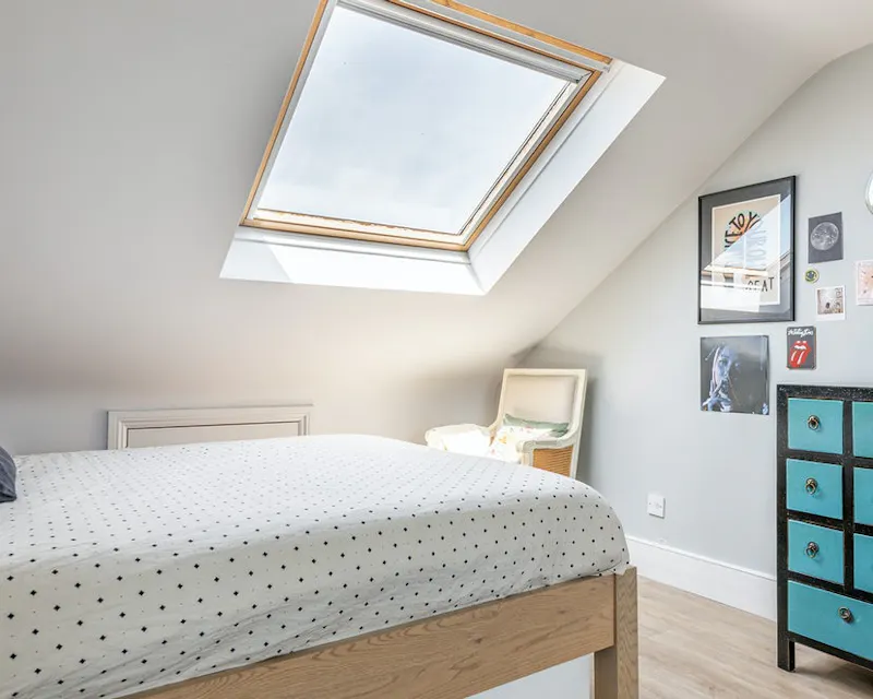 Bedroom at Contemporary Richmond house, D2688 (photo 16)