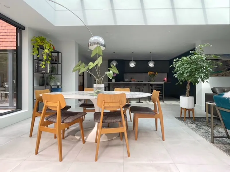 Dining room at Retro Oxshott Home, D2687 (photo 16)