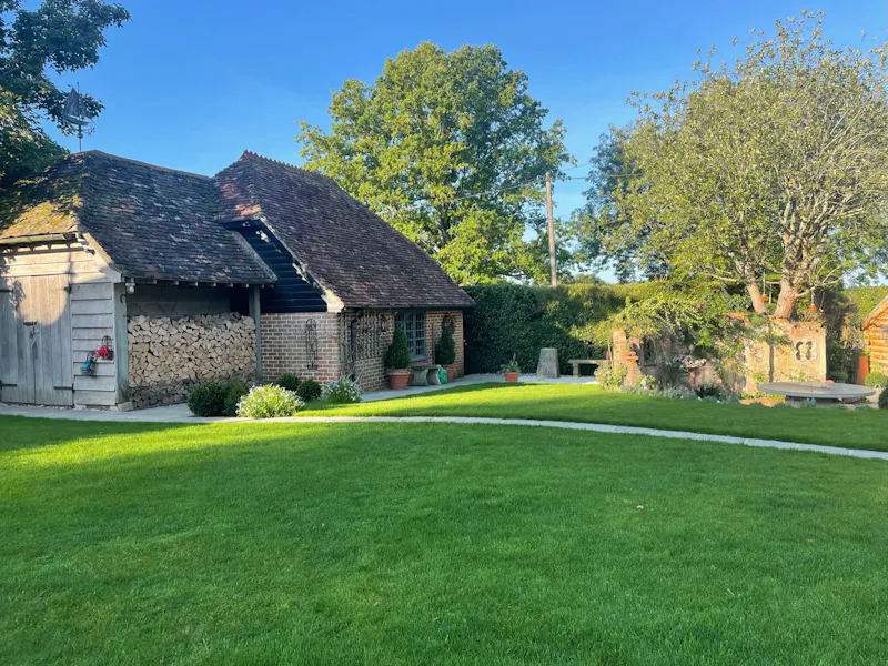 Alton Cottage, C933 (photo 64)