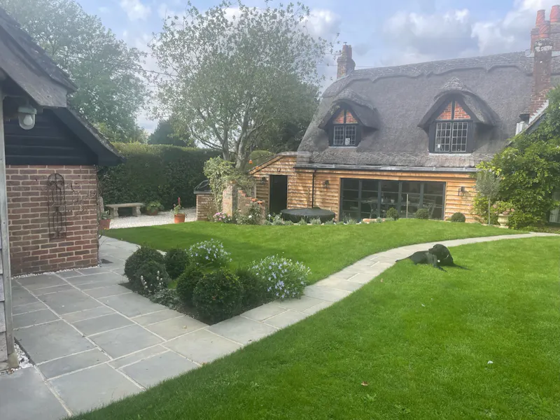 Alton Cottage, C933 (photo 47)