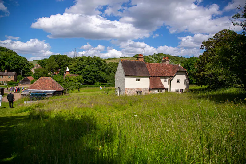 Picturesque Kent farmhouse, L749 (photo 20)