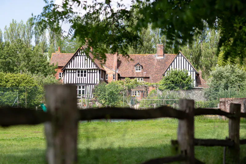 Eynsford farm, L747 (photo 1)