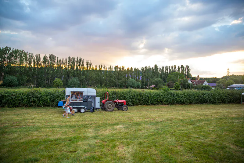 Eynsford farm, L747 (photo 10)