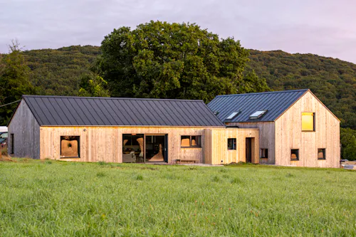 Devon Home, D2685