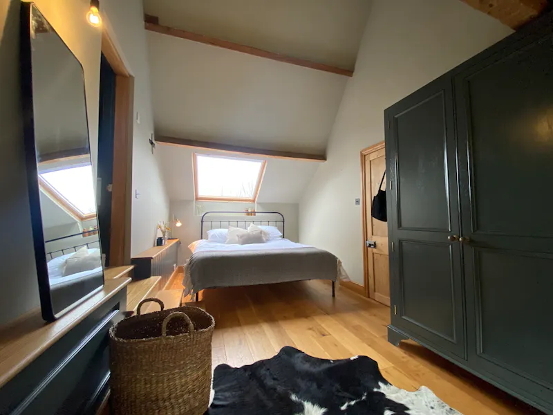 Bedroom at Loft-style converted home, J226 (photo 17)