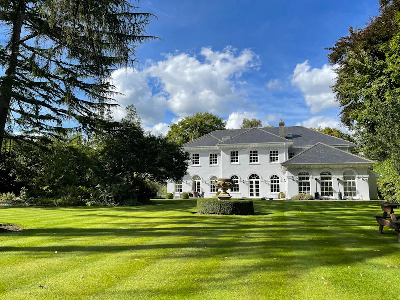 Garden - formal at Luxury Weybridge house, D2694 (photo 32)