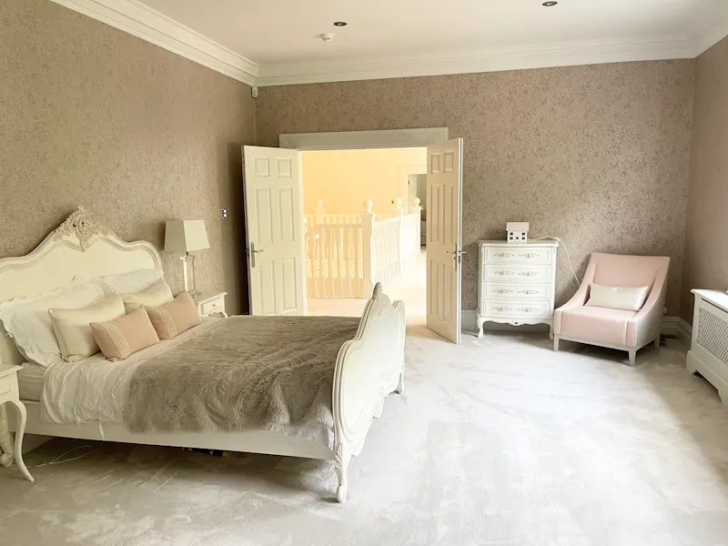 Luxury Weybridge house, D2694 (photo 23)