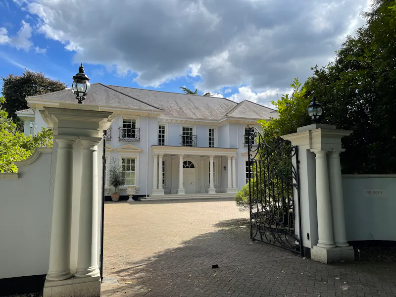 Luxury Weybridge house, D2694 (photo 34)