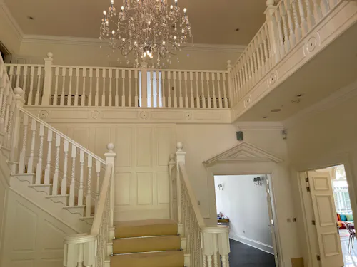 Luxury Weybridge house, D2694