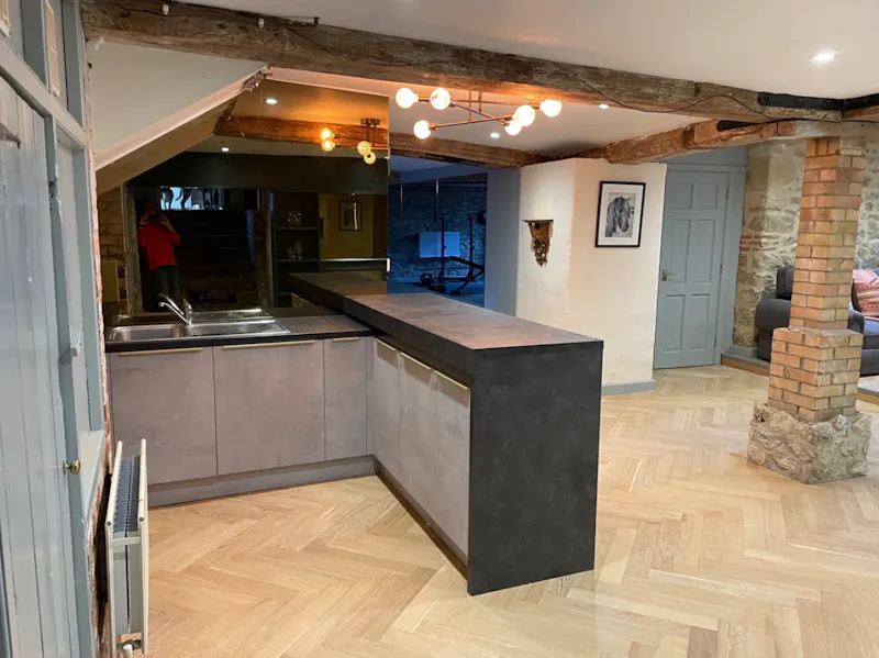 Kitchen at Classic Georgian country house, A1209 (photo 19)