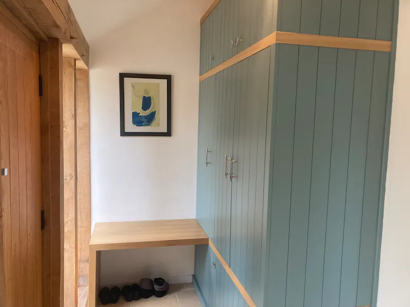 Entrance hall at Converted Holmwood barn, L750 (photo 3)