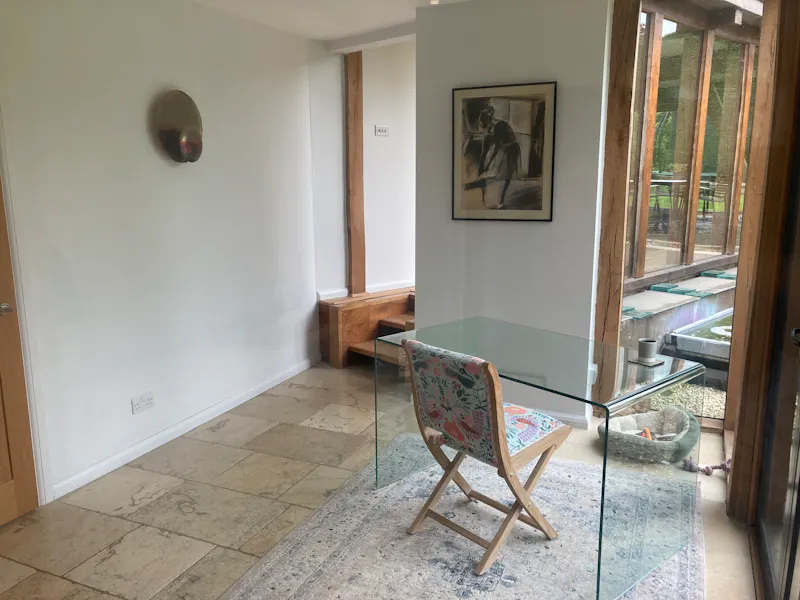 Study at Converted Holmwood barn, L750 (photo 4)