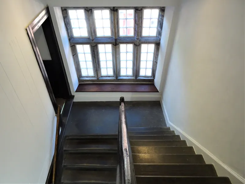 Staircase at Todmorden Gothic House, H1021 (photo 21)