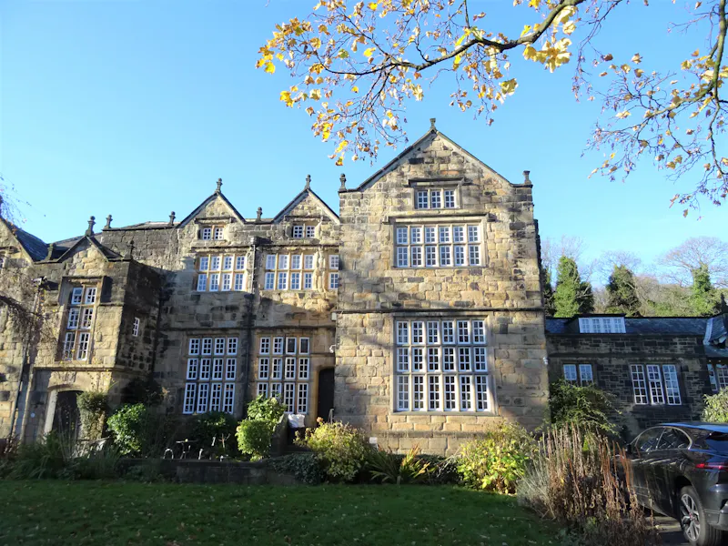 Todmorden Gothic House, H1021 (photo 35)