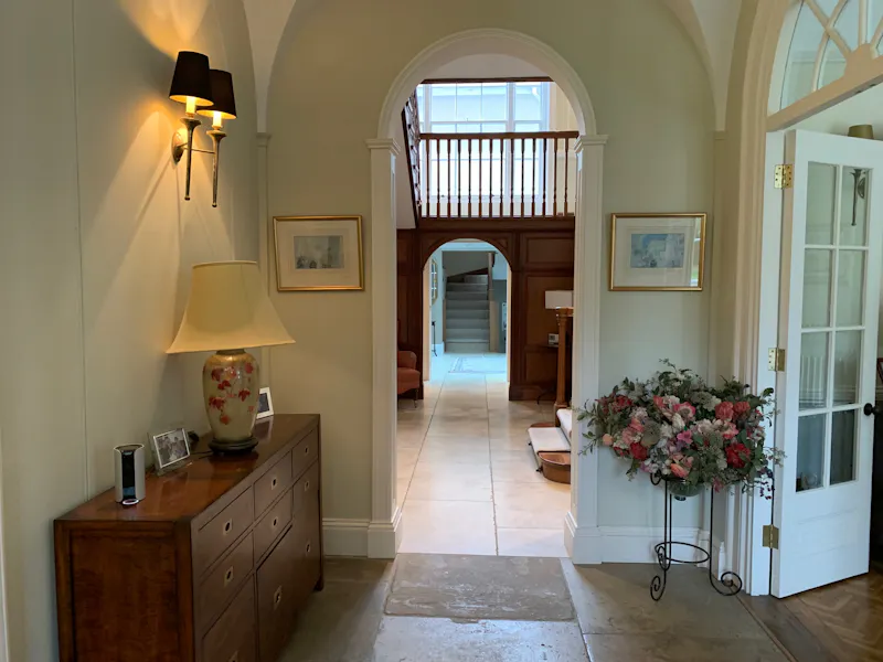 Entrance hall at Milton Keynes Georgian House, A1595 (photo 2)
