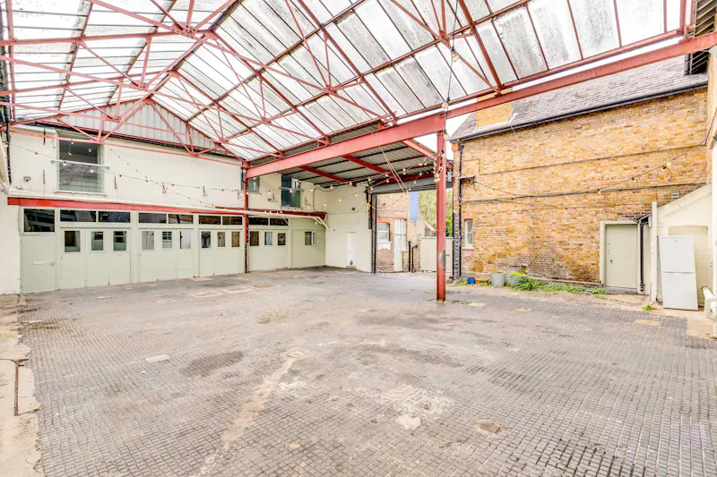 Brentford Converted Factory, N536 (photo 20)