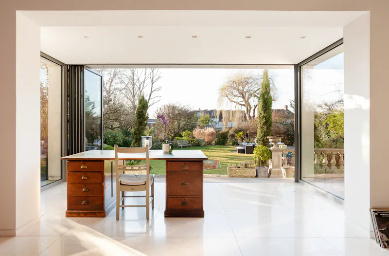 Roehampton modern mansion, D2382 (photo 19)