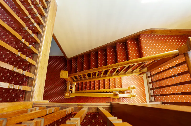 Staircase at Roehampton modern mansion, D2382 (photo 23)
