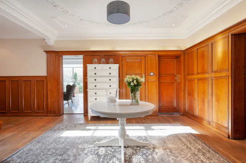 Roehampton modern mansion, D2382 (photo 5)