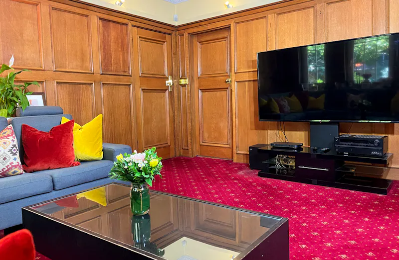 Roehampton modern mansion, D2382 (photo 7)