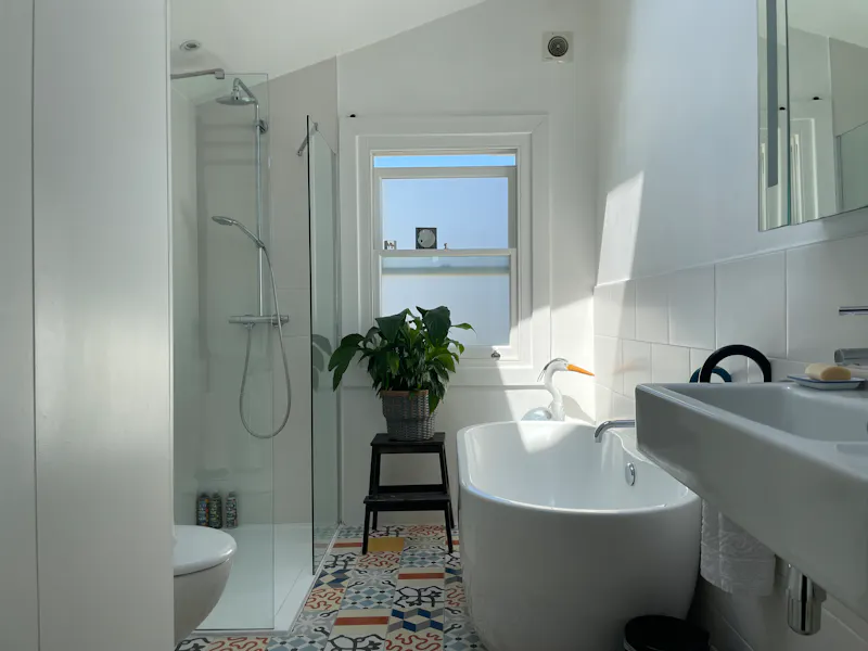 Bathroom at Architectural Hackney house, B2005 (photo 27)