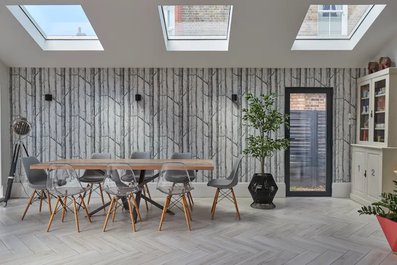 Wallpaper at Contemporary West Acton house, D2691 (photo 13)