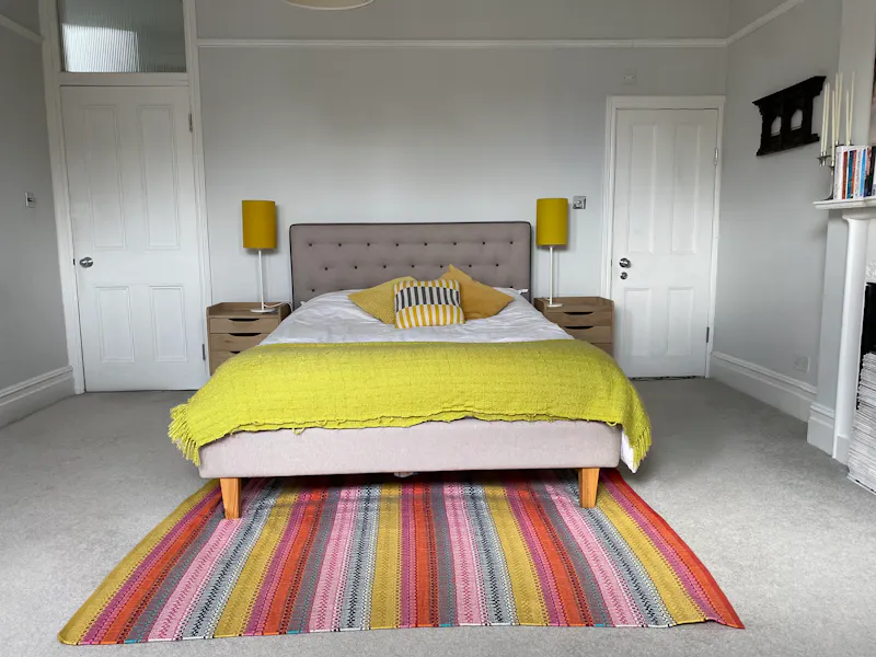Bedroom at Contemporary West Acton house, D2691 (photo 21)