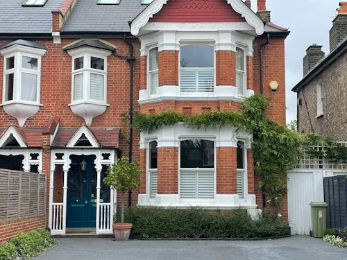 Contemporary West Acton house, D2691