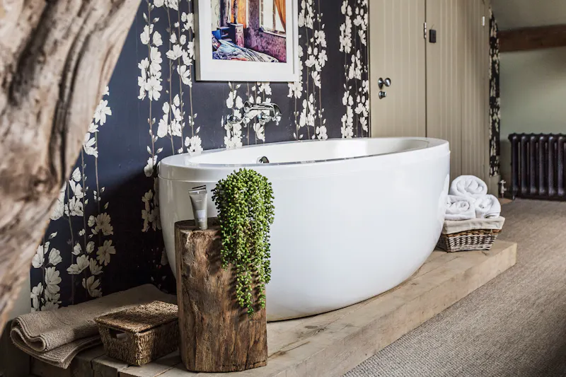 Stylish Witley barn conversion, L656 (photo 47)