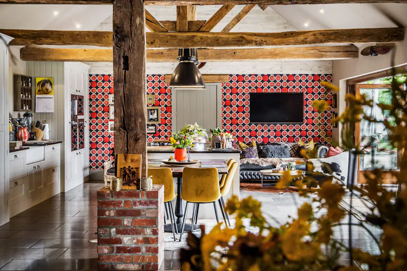 Stylish Witley barn conversion, L656 (photo 18)