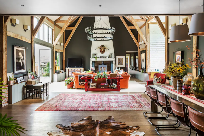 Open plan at Stylish Witley barn conversion, L656 (photo 23)