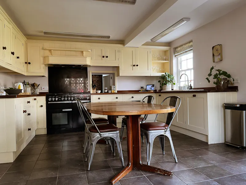 Kitchen at New Romney georgian home, A1596 (photo 21)