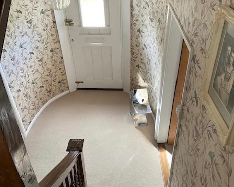 Staircase at Film location C849 in Essex (photo 19)