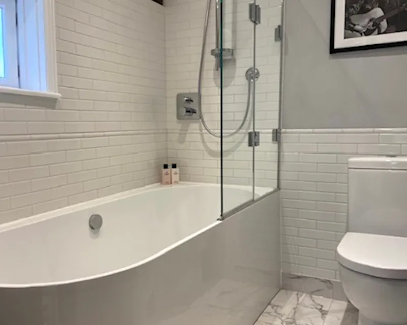 Bathroom at Film location C849 in Essex (photo 14)