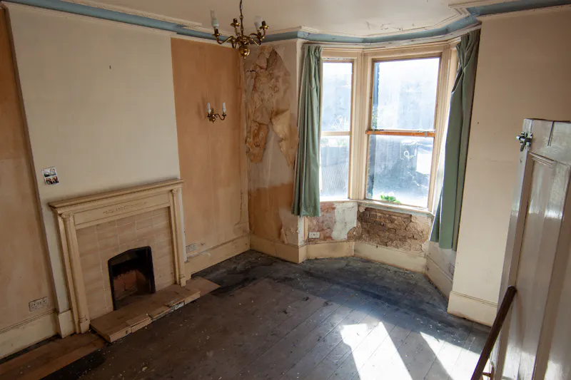 Derelict Leytonstone house, B2007 (photo 11)