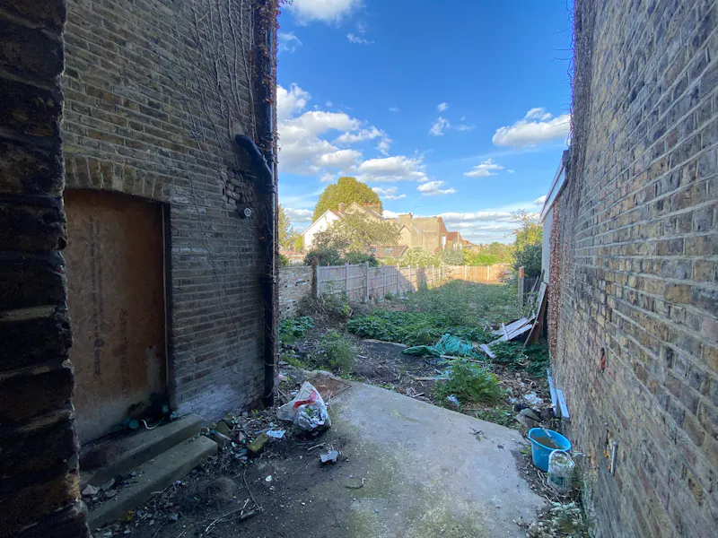 Derelict Leytonstone house, B2007 (photo 42)