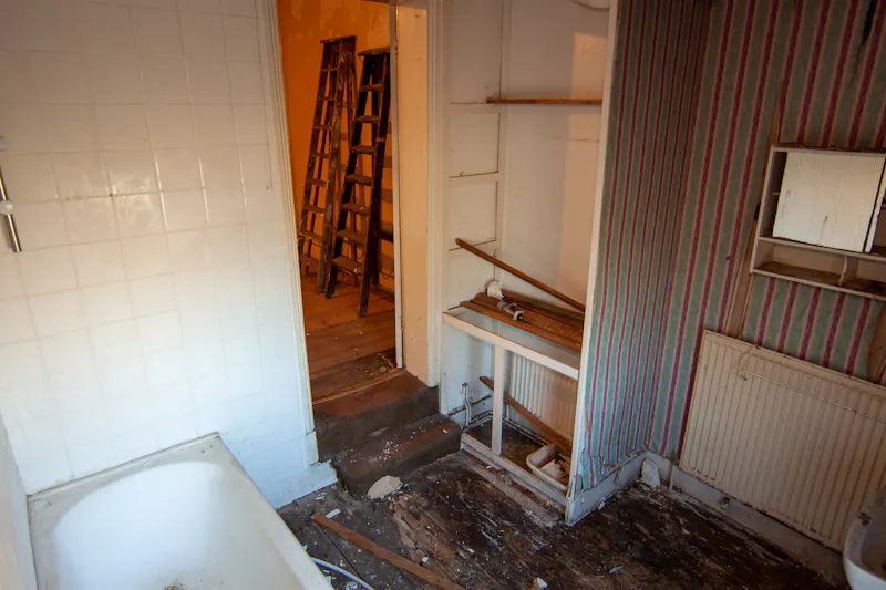 Derelict Leytonstone house, B2007 (photo 21)