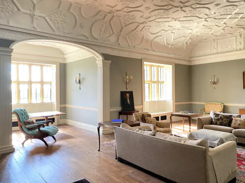 Living Room at Crewkerne grande manor house, H1013 (photo 6)