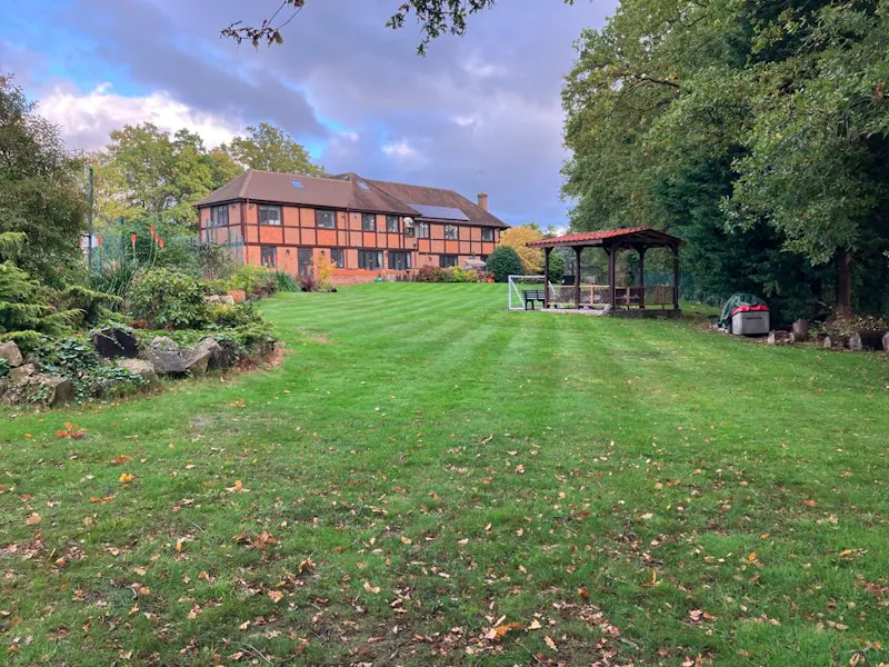 Leatherhead detached house, M353 (photo 17)