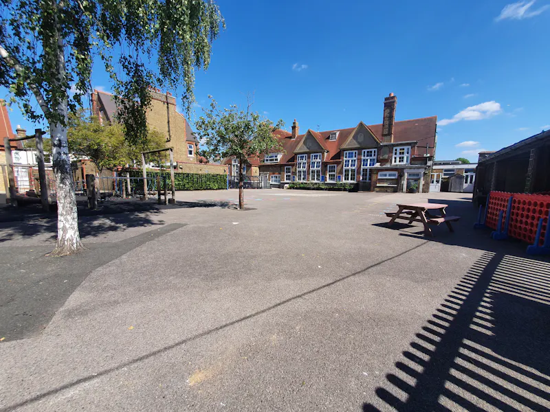 Tooting Bec School, J228 (photo 31)