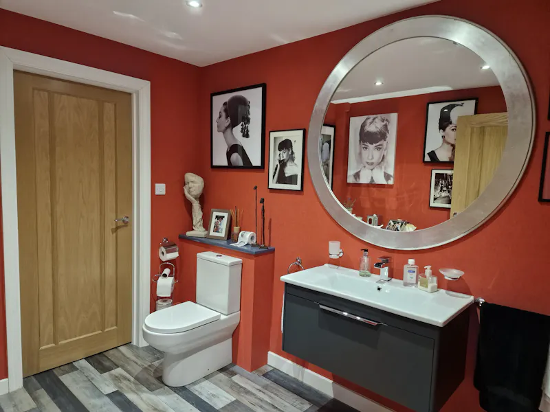 Bathroom at Waterside Devon Villa, B2008 (photo 27)