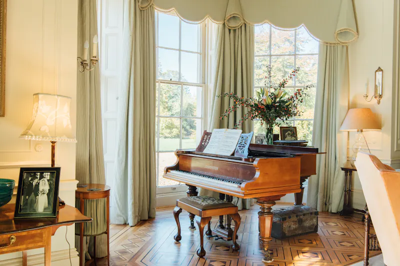 Piano at Walkern Mansion, B2009 (photo 6)