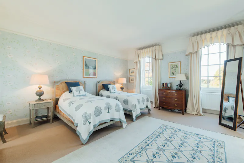Bedroom at Walkern Mansion, B2009 (photo 27)