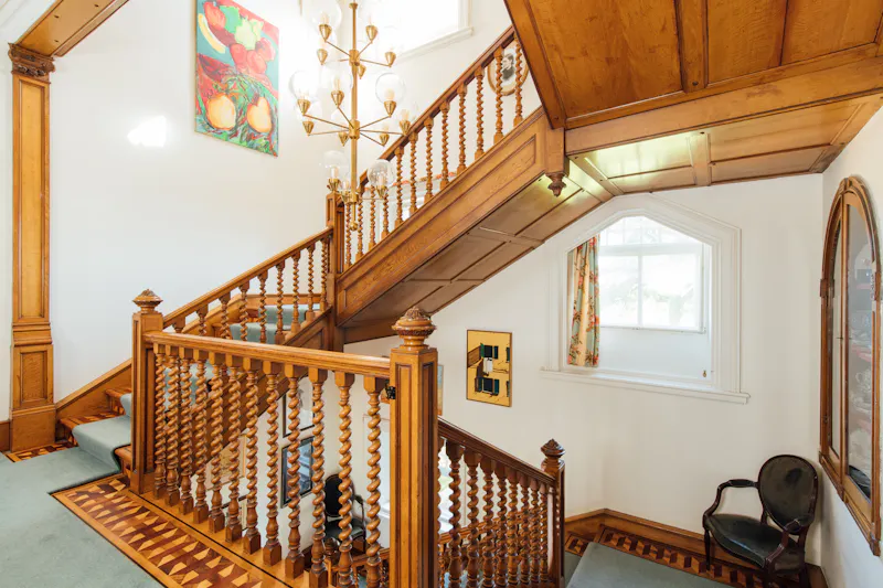 Staircase at Walkern Mansion, B2009 (photo 32)
