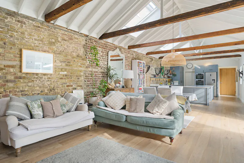Living Room at Converted stables in Putney, D2696 (photo 13)