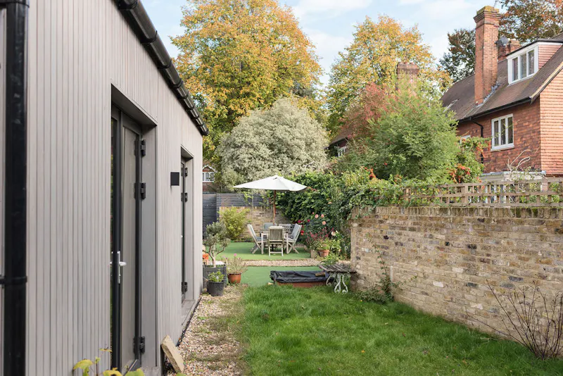 Converted stables in Putney, D2696 (photo 30)