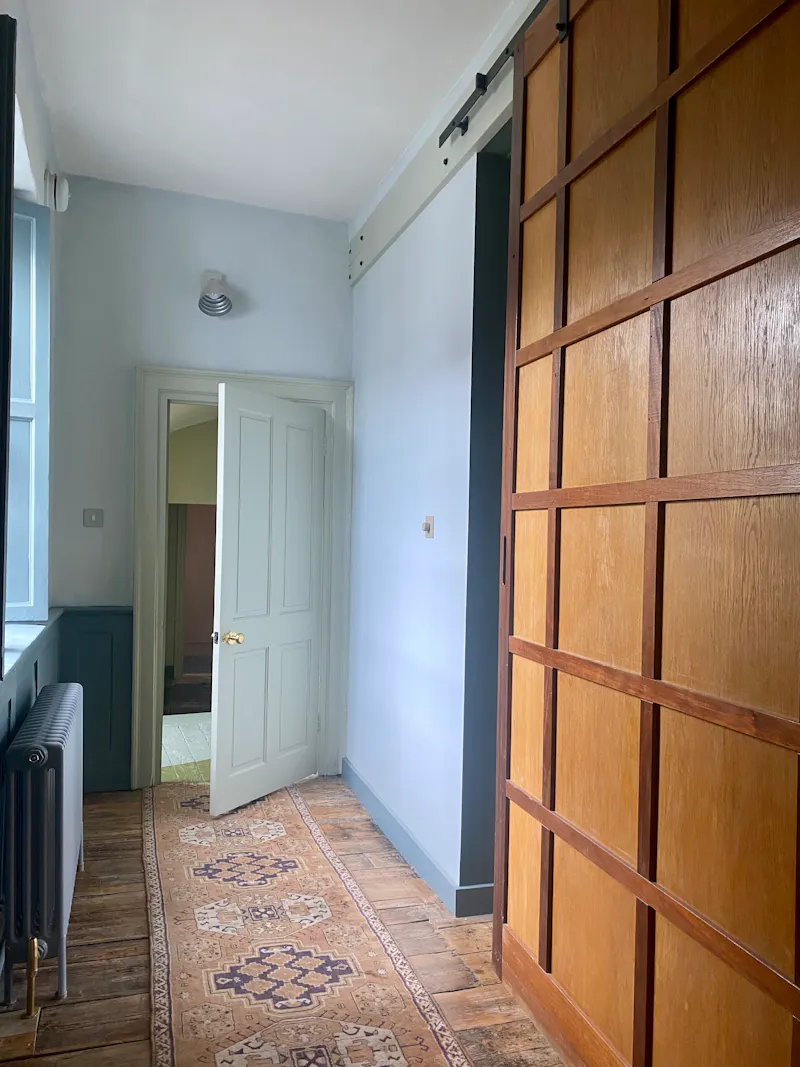 Corridor at Henley on Thames townhouse, A1602 (photo 14)