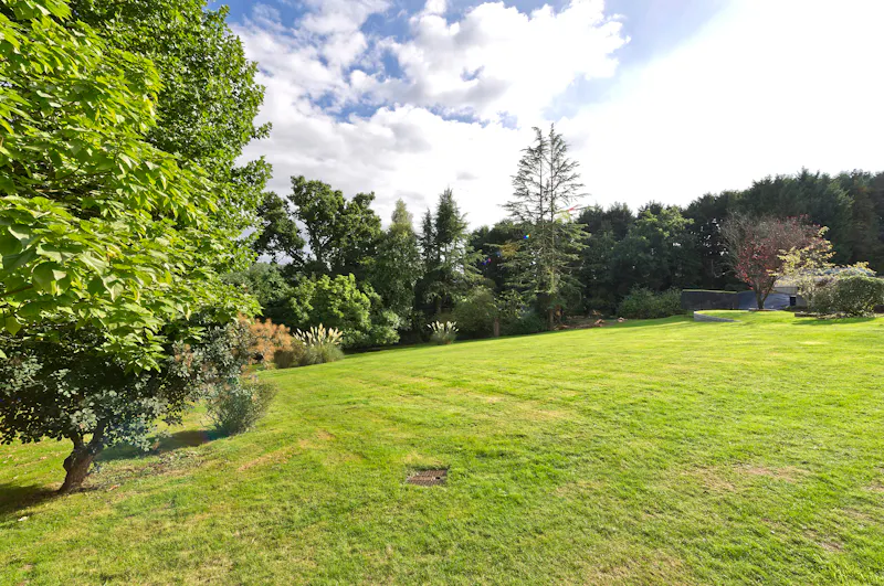 Surrey Hills country house, D2703 (photo 36)
