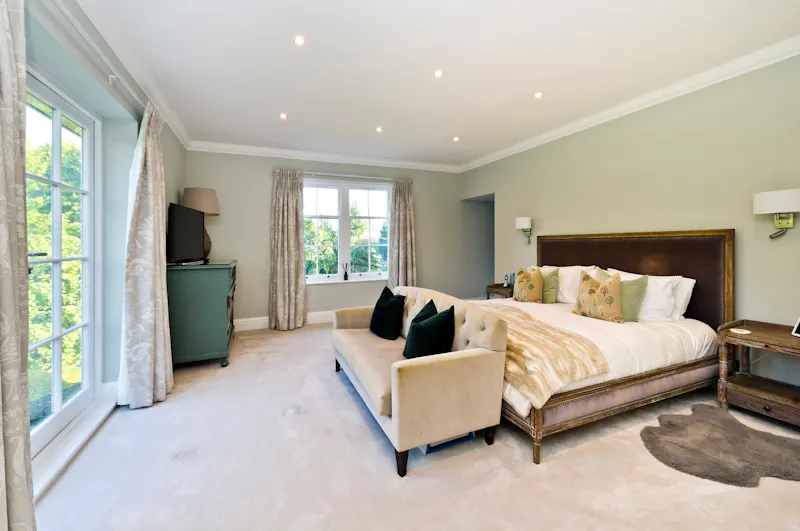Bedroom at Surrey Hills country house, D2703 (photo 23)