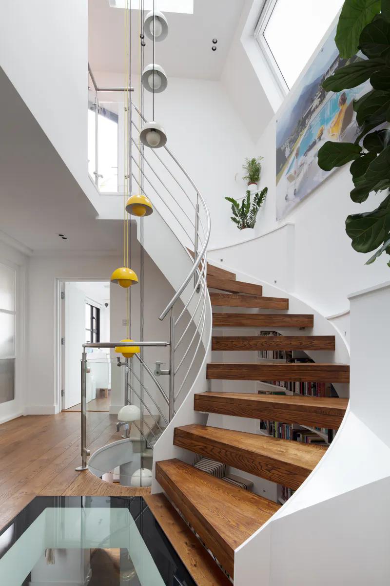 Staircase at Primrose Hill mews home, D2701 (photo 8)